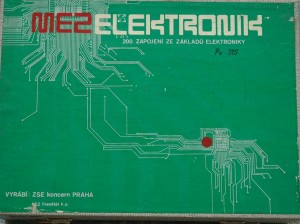 Stavebnice MEZ Elektronik - 02 dřevěný kufřík